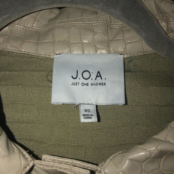 Snakeskin faux trucker jacket - Picture 4 of 6